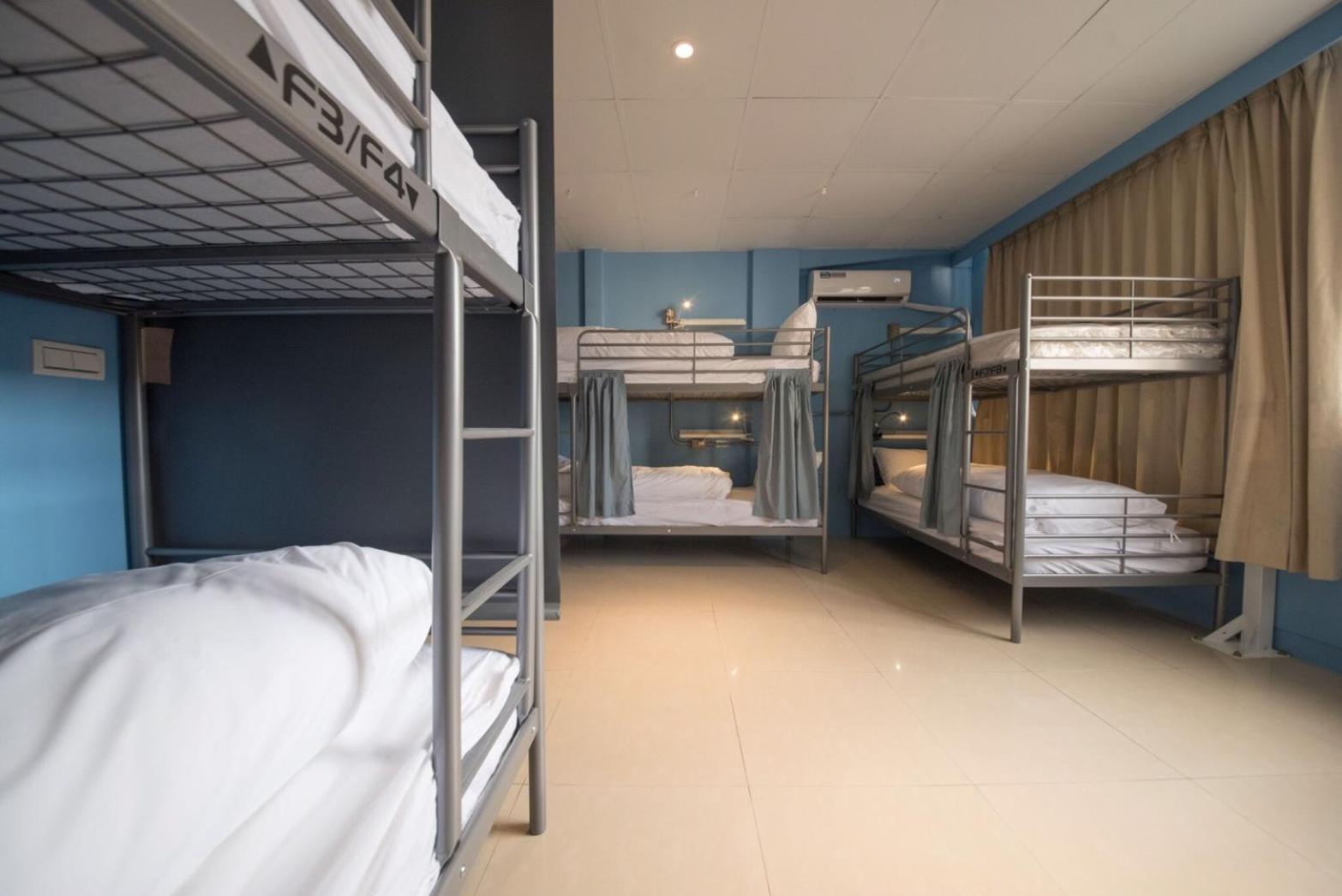 Deer Traveler Hostel Юйчі Екстер'єр фото