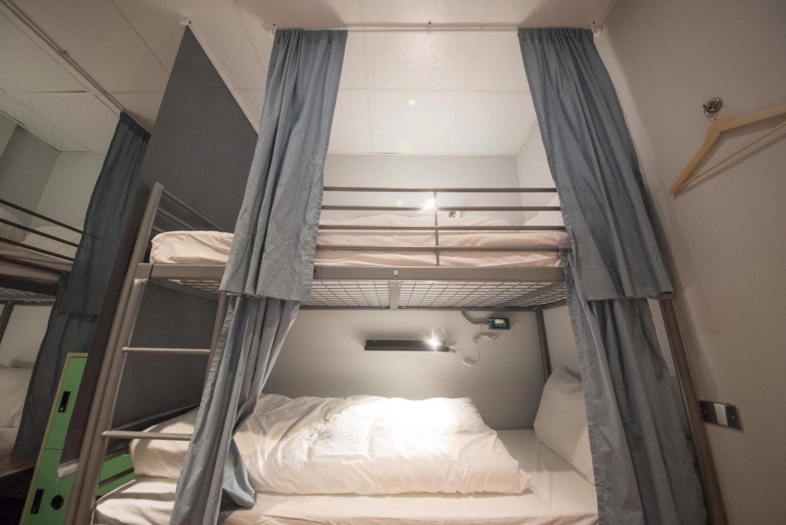Deer Traveler Hostel Юйчі Екстер'єр фото
