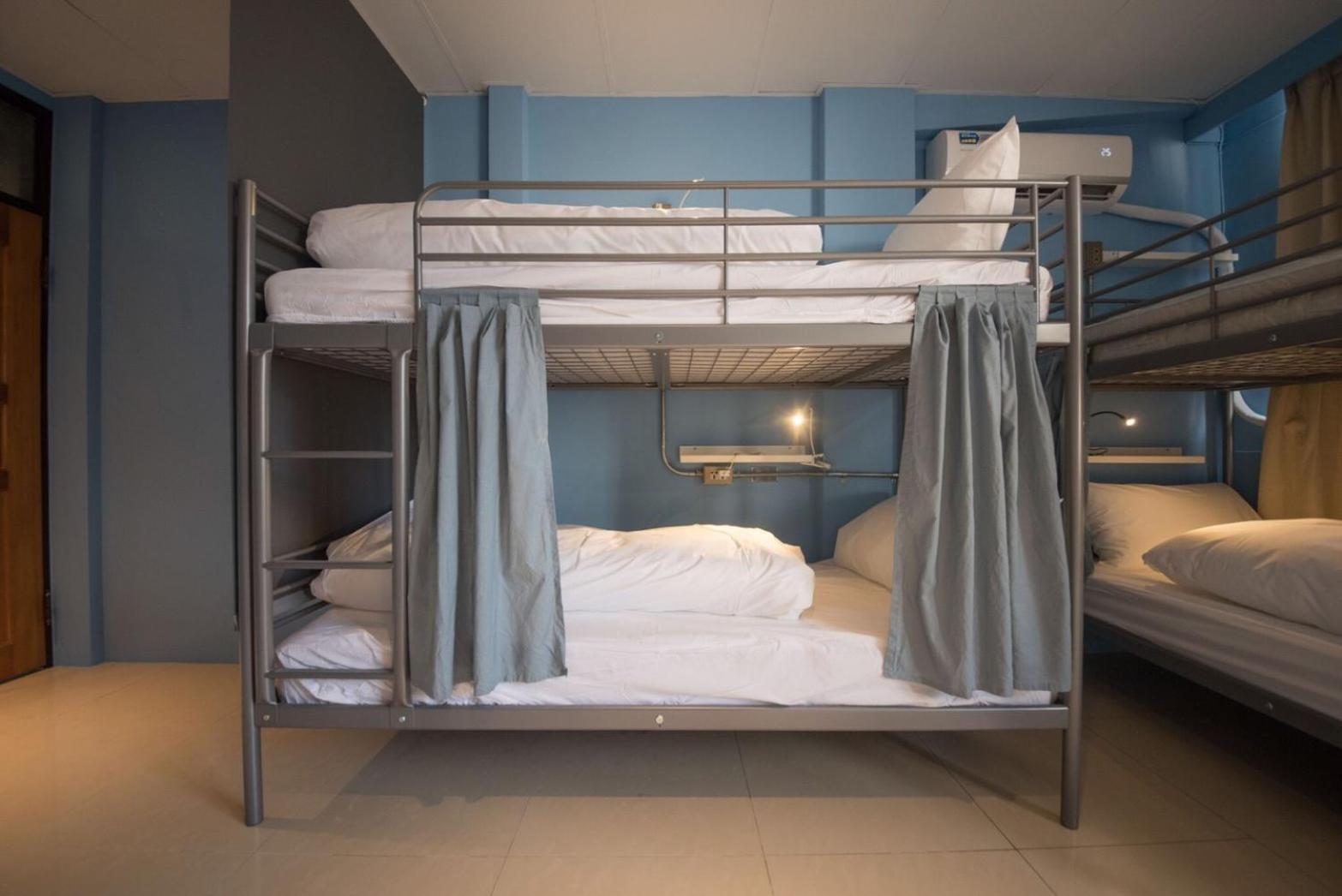 Deer Traveler Hostel Юйчі Екстер'єр фото