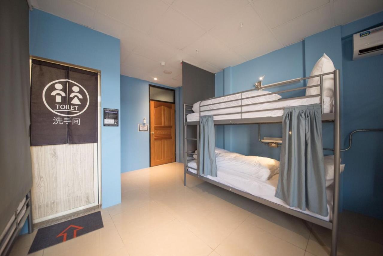 Deer Traveler Hostel Юйчі Екстер'єр фото