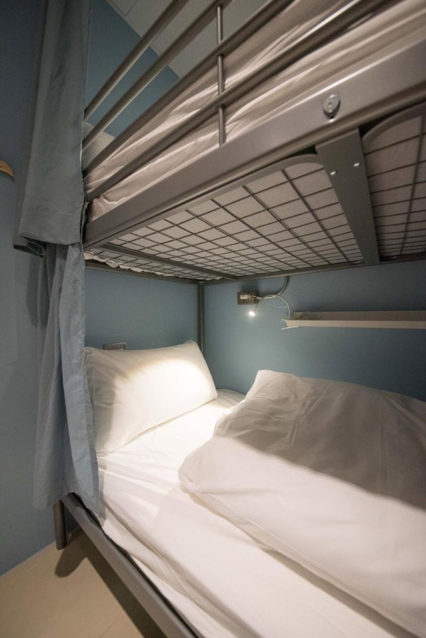 Deer Traveler Hostel Юйчі Екстер'єр фото